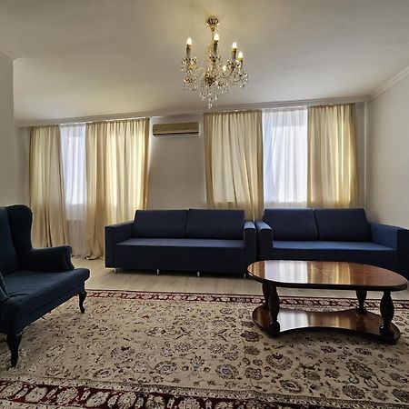 Yassy Hotel, Turkistan Kültér fotó