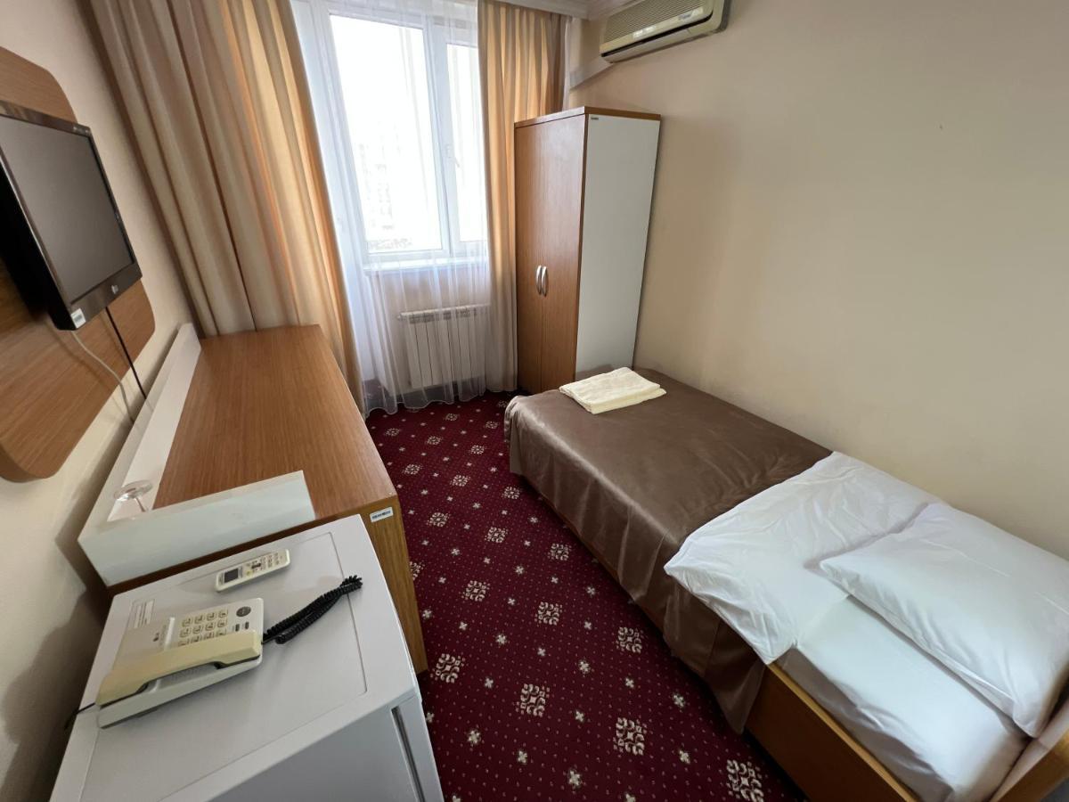 Yassy Hotel, Turkistan Kültér fotó