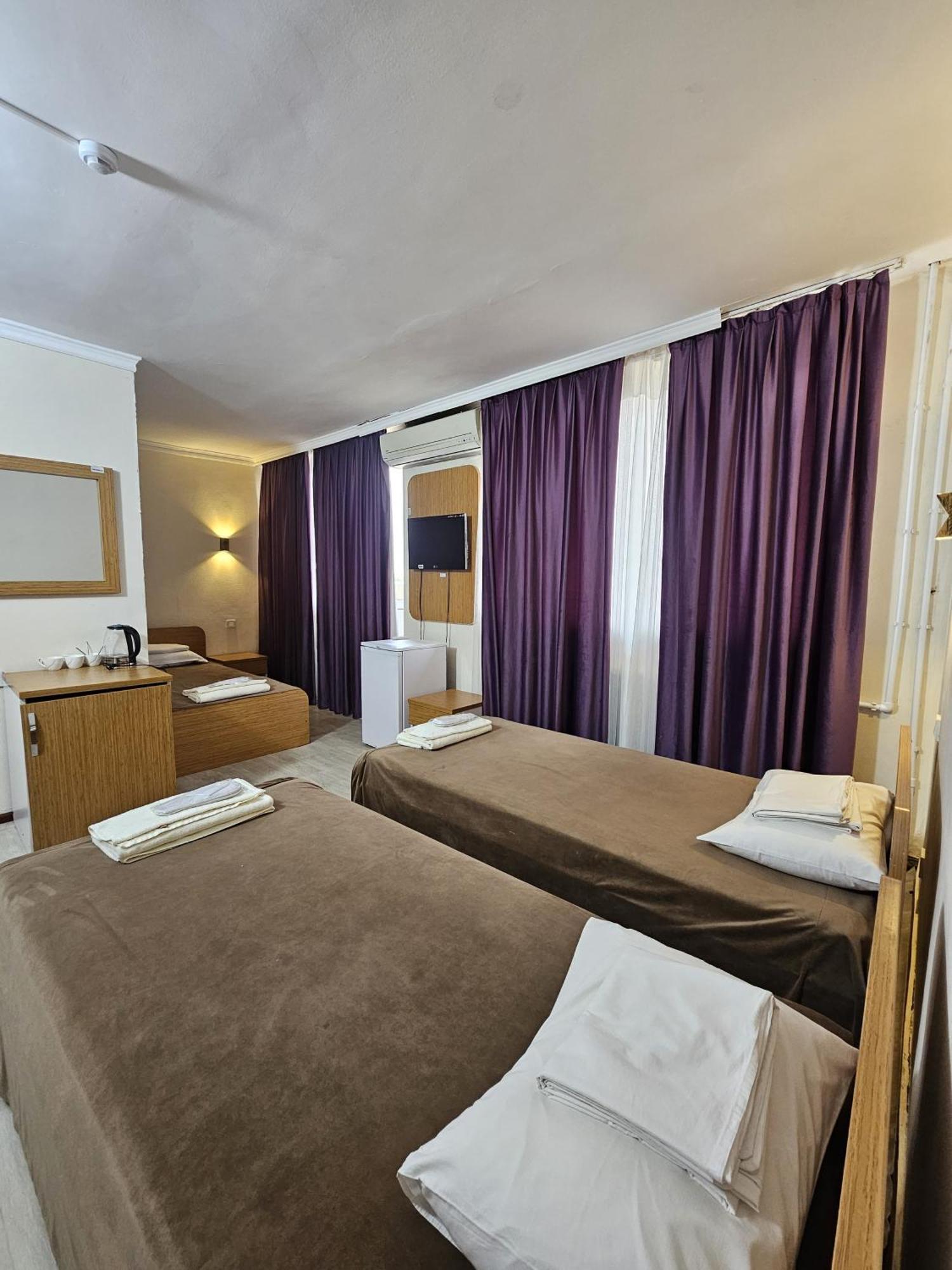 Yassy Hotel, Turkistan Kültér fotó