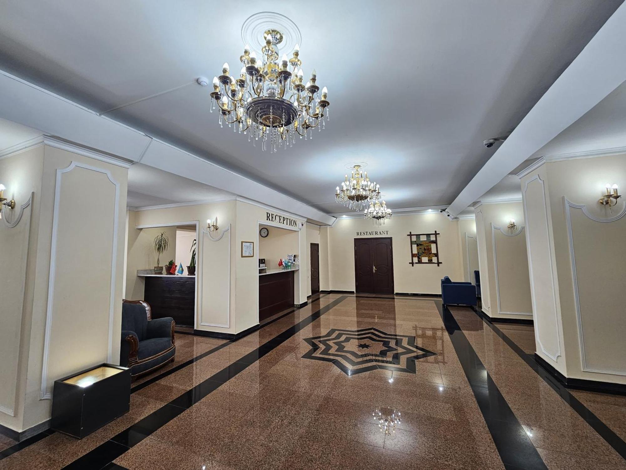 Yassy Hotel, Turkistan Kültér fotó