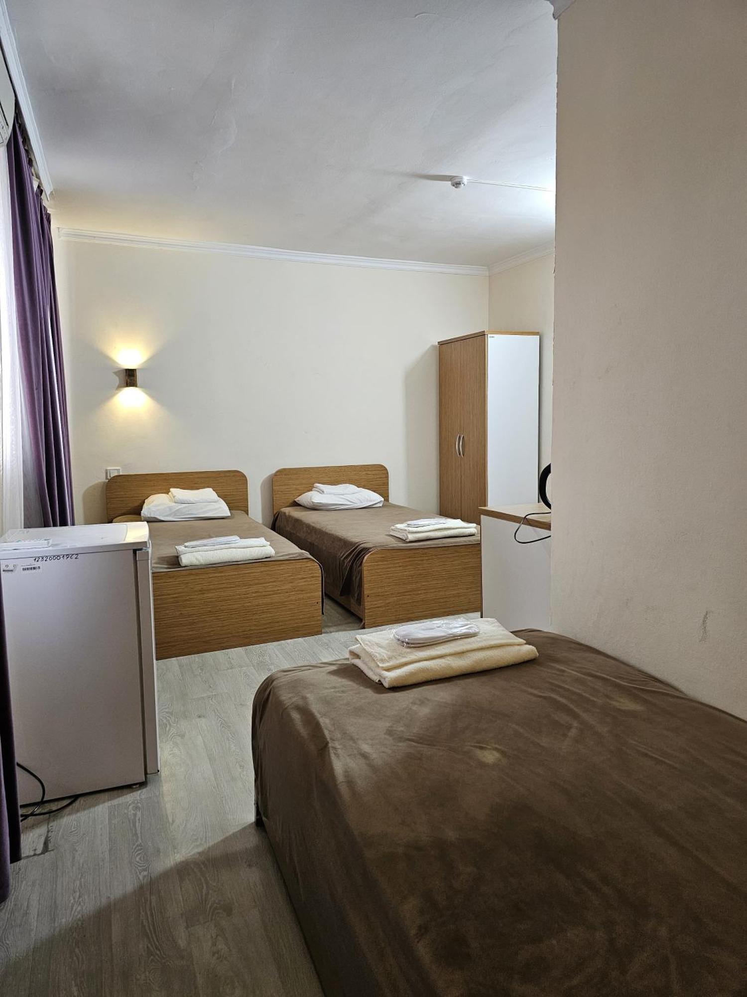 Yassy Hotel, Turkistan Kültér fotó