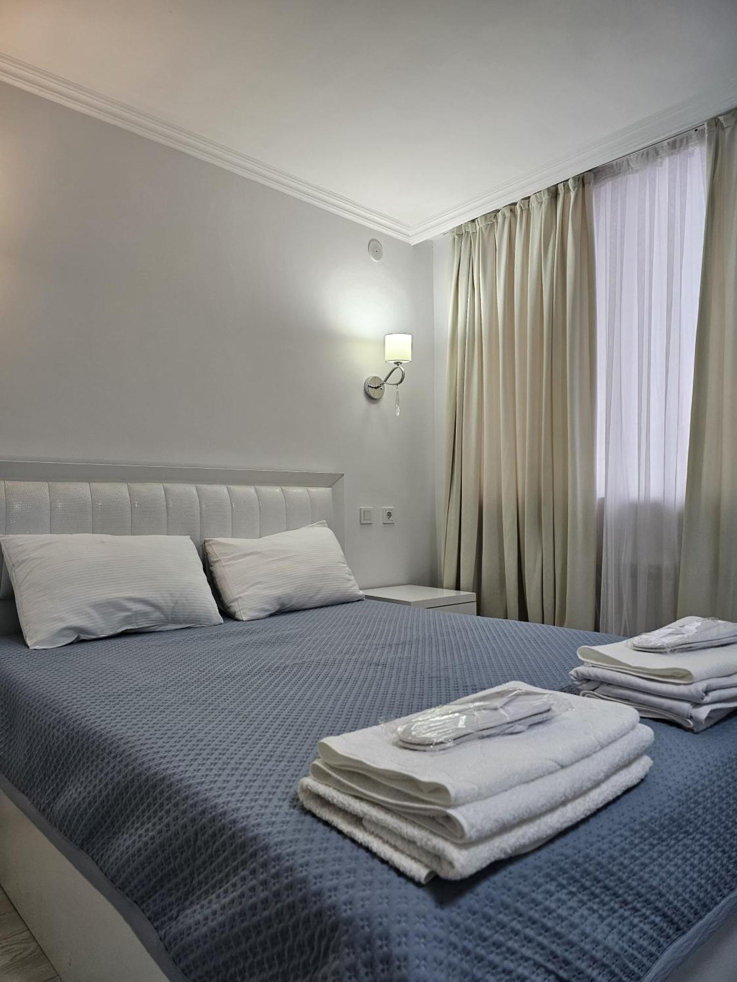 Yassy Hotel, Turkistan Kültér fotó