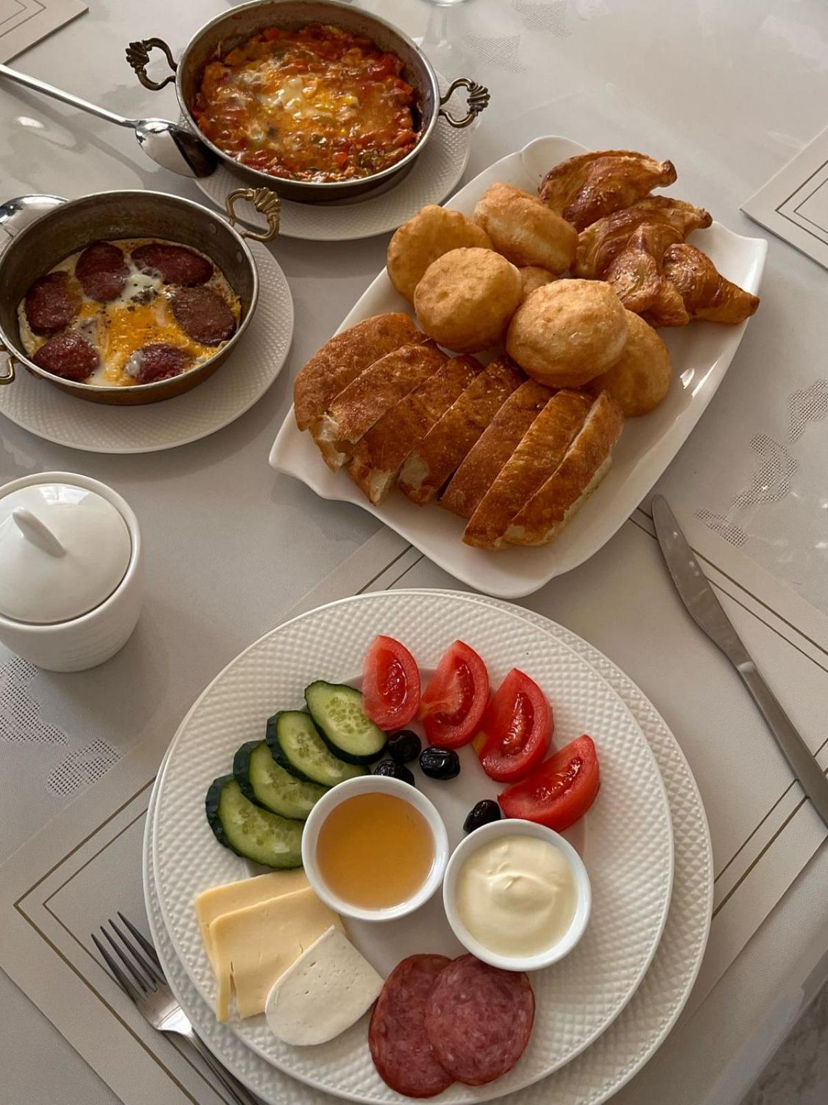 Yassy Hotel, Turkistan Kültér fotó